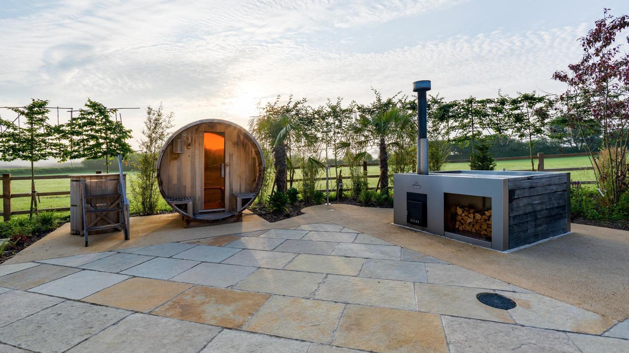 Warren House And Spa Boutique Cotswold Stay سيرنسيستر المظهر الخارجي الصورة