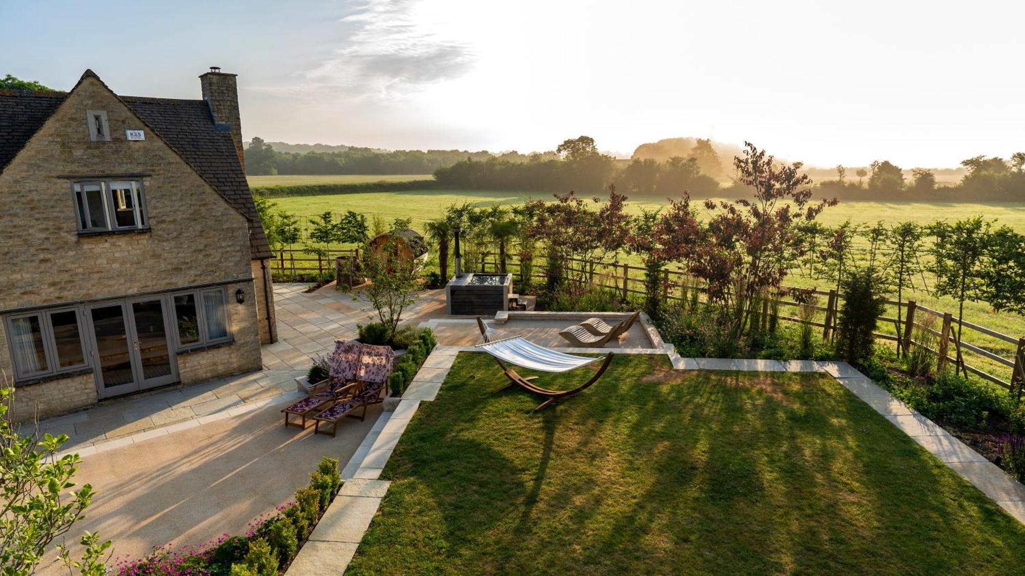 Warren House And Spa Boutique Cotswold Stay سيرنسيستر المظهر الخارجي الصورة